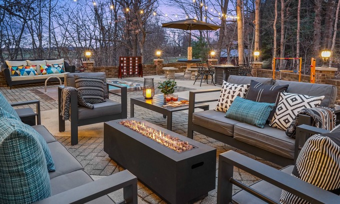 Laurelville House | Summer Specials. HotTub~Fireplace~Grill~GameRoom