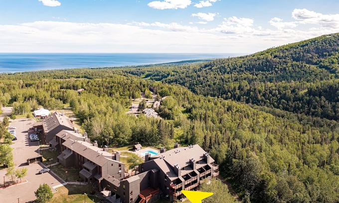 Lutsen Condo | Summit Serenity, 4-Person Condo Escape