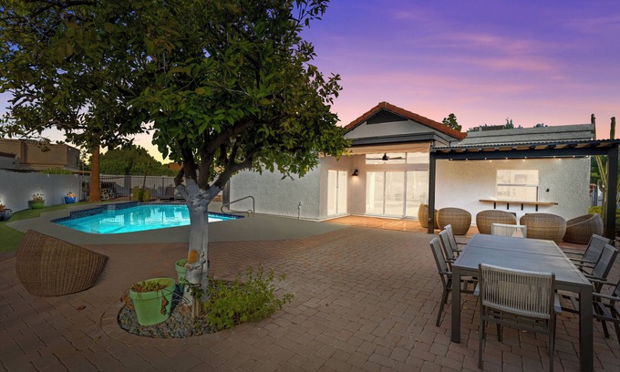 Mesa House | Sumptuous 4BR house w/Private Heated Pool