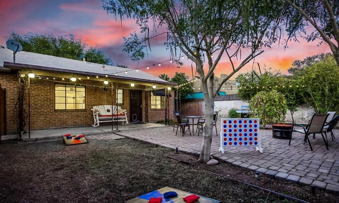 F. Q. Story House | Sun-Lit Phoenix Gem Backyard Entertainment Patio!