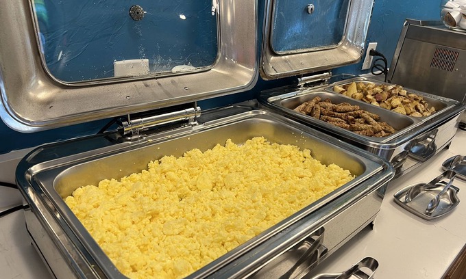 West Yarmouth Hotel | Sunbird Cape Cod Resort