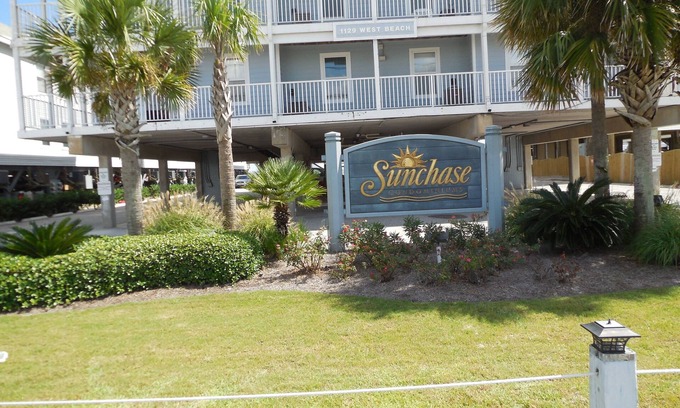 Gulf Shores Condo | SUNCHASE 101/1st floor, direct Gulf front, ALL INCLUSIVE PRICING