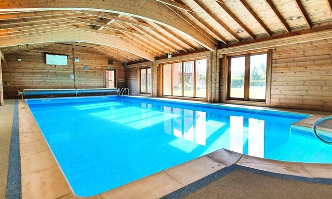 Woolland House | Sunny Barn Stay, Hot Tub & Rural Views – Leopold at The Victorian Barn Dorset