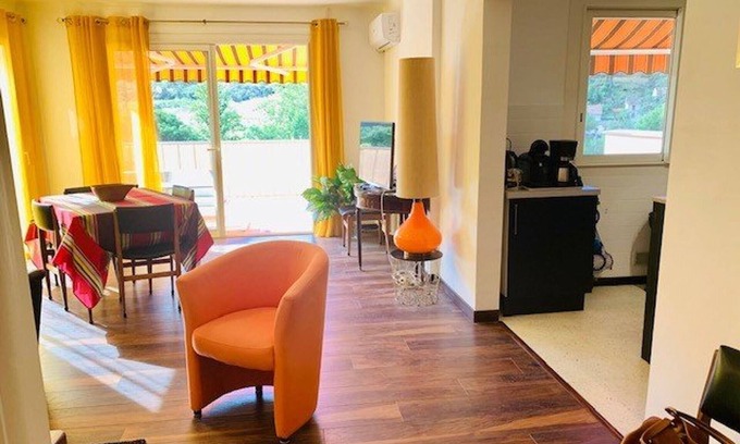 Amelie-les-Bains-Palalda Apartment | Sunny F3 with Terrace, A/C, Wi-Fi, Garage near Spa and City Center