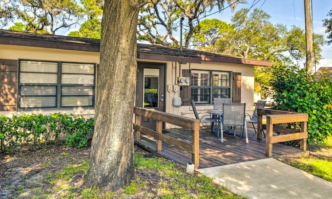Lake Placid Cottage | Sunny Lake Placid Cottage In Lake June Resort