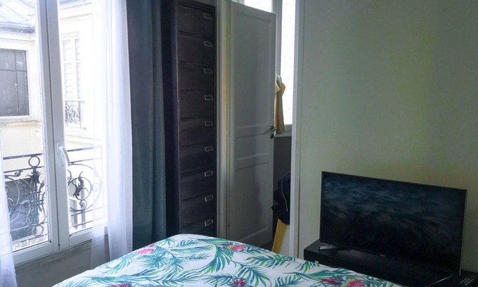 13th Arrondissement Apartment | Sunny Parisian apartment in the heart of Paris