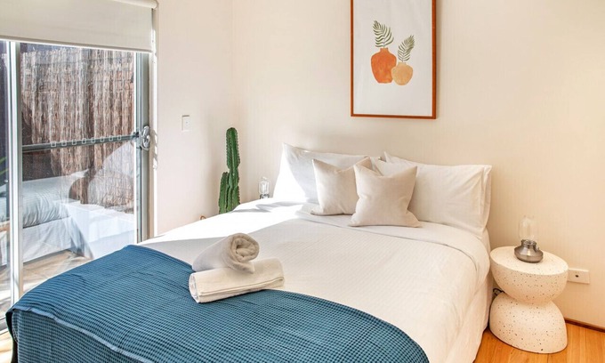 Bondi Beach Apartment | ★ Sunny Terrace in the Heart Of Bondi Beach ★