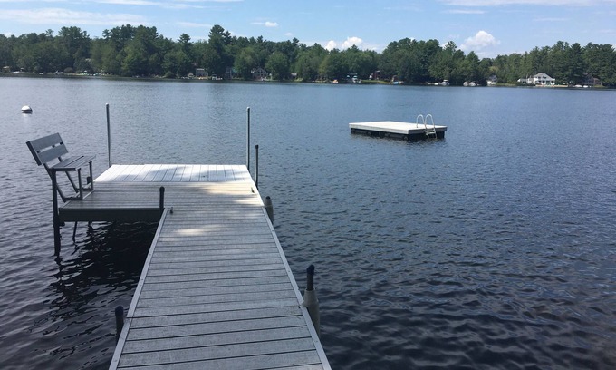 North Windham House | Sunny Waterfront Family Friendly Little Sebago Home