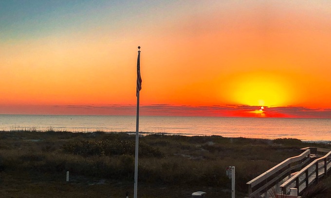 Cocoa Beach Condo | Sunny Winter Escape: Your perfect Cocoa Beach Oceanfront Retreat