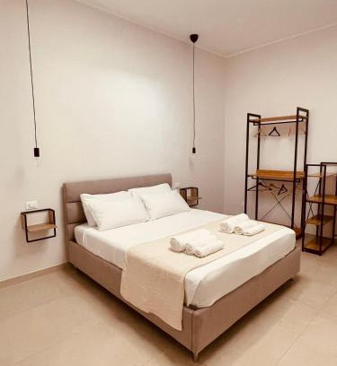 Pulsano House | Sunrise Apartments