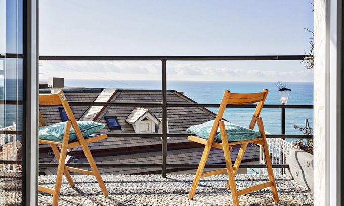 Bogliasco Apartment | Sunset Apartment above the sea by Wonderful Italy