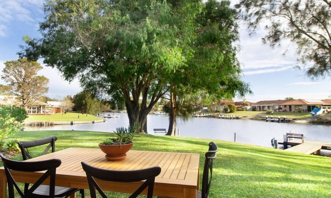 Sussex Inlet Apartment | Sunset at Anchorage.