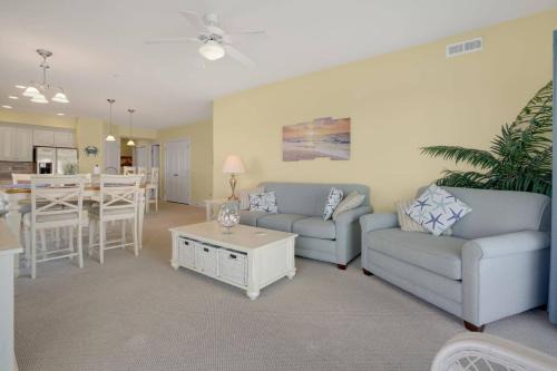 Chincoteague House | Sunset Bay Villa 119 - Waterfront & shared pool!