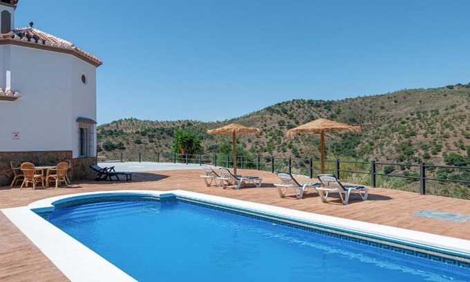 Almogia House | Sunset El Tejar