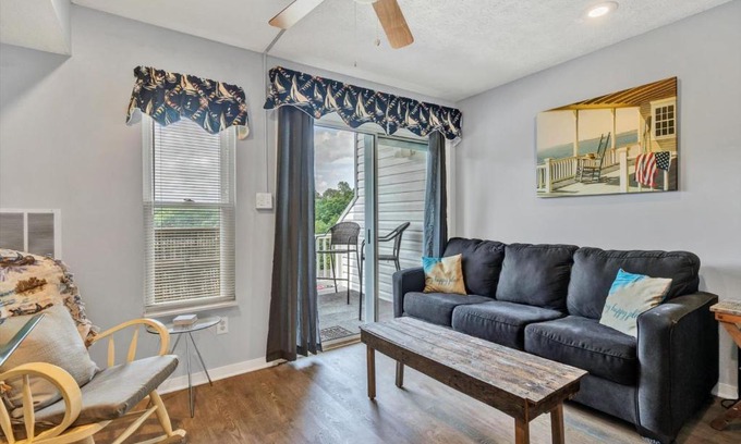 North Shore Apartment | Sunset Landing