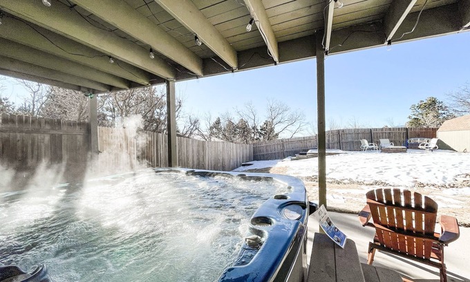 Northeast Colorado Springs House | Sunset Mesa Hideaway /hot tub /new renovation