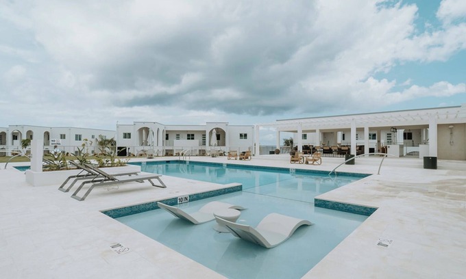 Northwest Point Condo | Sunset Point - New Oceanfront Luxury 3 Bed Condo with Stunning Views and Diving