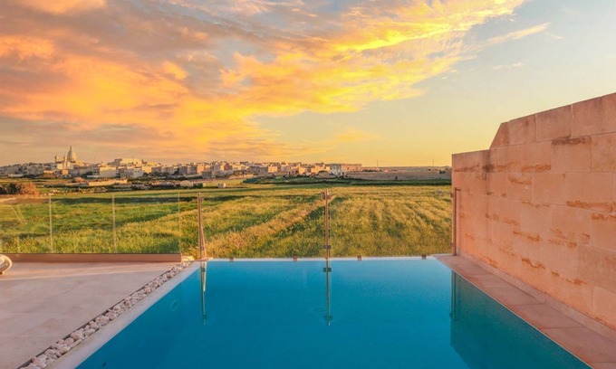 Santu Pietru Villa | Sunset Serenity - Four Bedroom Villa, Sleeps 9