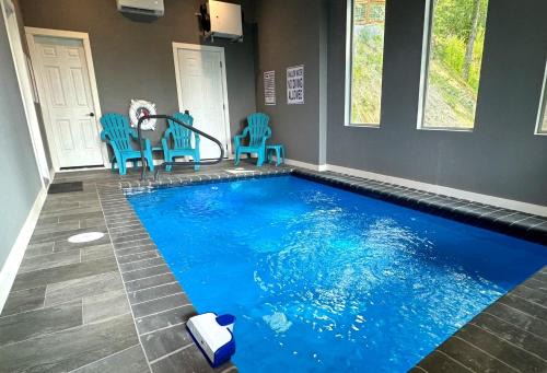 Pigeon Forge House | Sunset Splash Pool Cabin