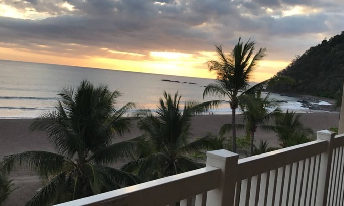 Barrio Los Faroles Condo | Sunset Views, Beach Chairs & Boogie Boards, Huge Terrace, Concierge Services