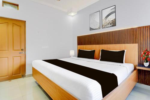 Shenoys Hotel | Super Collection O Market Road Ernakulam