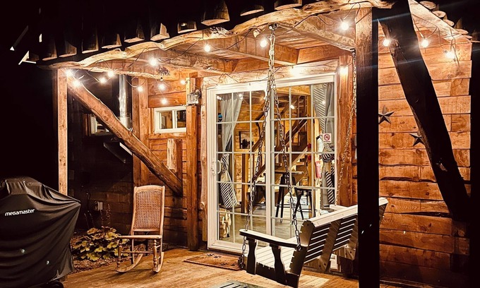 Long Lake Cabin | Super Cozy Adirondack Cabin - PRIME Location - Close to it All!