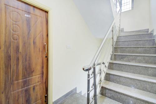 Vyalikaval HBCS Layout Hotel | Super Hotel O Manyata Deluxe