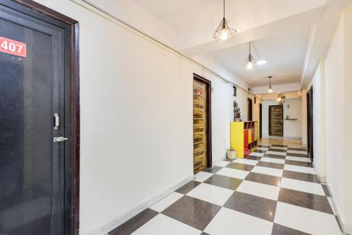 South West Hotel | Super Hotel O Palam Formerly Lemonade