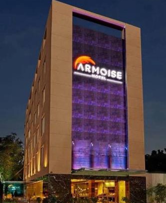 Navarangpura Gam Hotel | Super Inn Armoise Hotel - Navrangpura, Ahmedabad