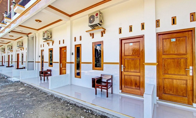 Temon Hotel | Super OYO 92101 Elma Guesthouse