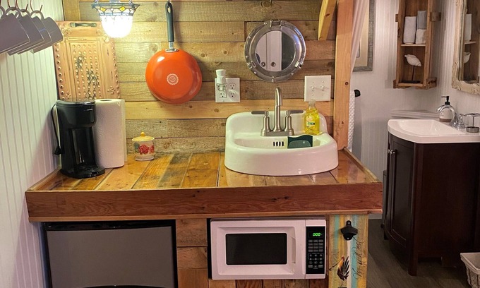 Savannah House | Super Unique, Private, Overlooking the Marsh