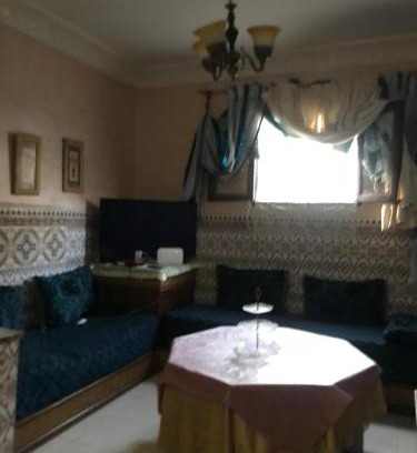 Martil Apartment | Superbé appartement bien équipé, situé à environ 300 métres de la Plage Martil