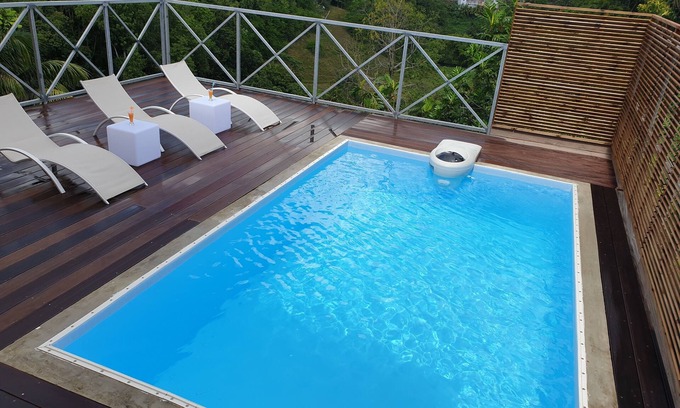 Sainte-Anne House | Superb accommodation in a green location with private pool.