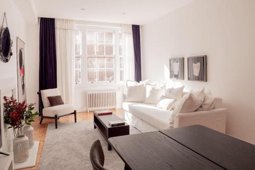 Lancaster Gate Apartment | Superb apartment next to Hyde Park