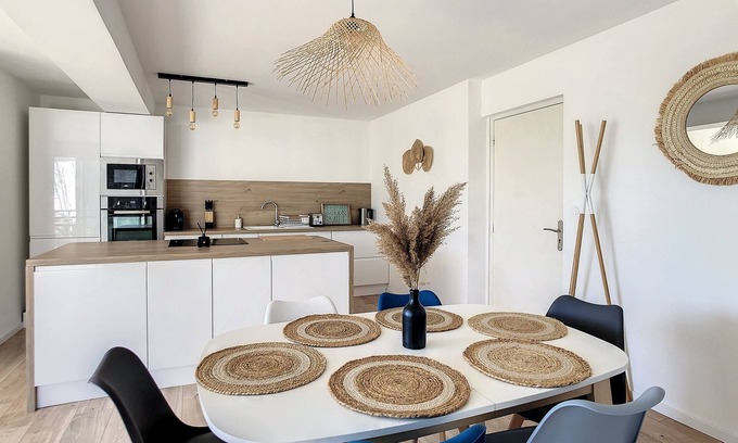 La Redorte Apartment | * Superb apartment on the Canal du Midi *