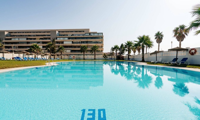 Roquetas de Mar Apartment | Superb First Line Apartment Playa Serena Wifi