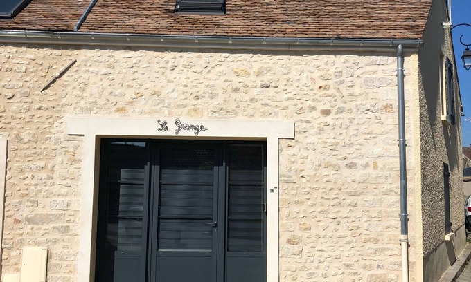 Ury House | Superb Gite La Grange
