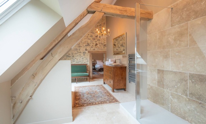Vierzon Apartment | Superb suite in the heart of the forest