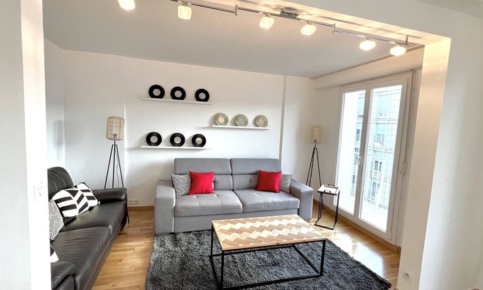 Saint-Gratien Apartment | Superbe Appartement en Centre-ville, 20 min de Paris, 5 min Denghien