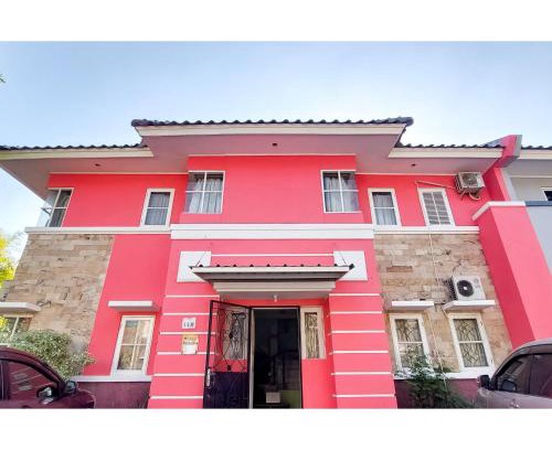 Cikarang Hotel | Surya Inn Syariah Cikarang RedPartner