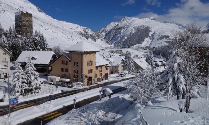 Hospental House | Sust Lodge am Gotthard