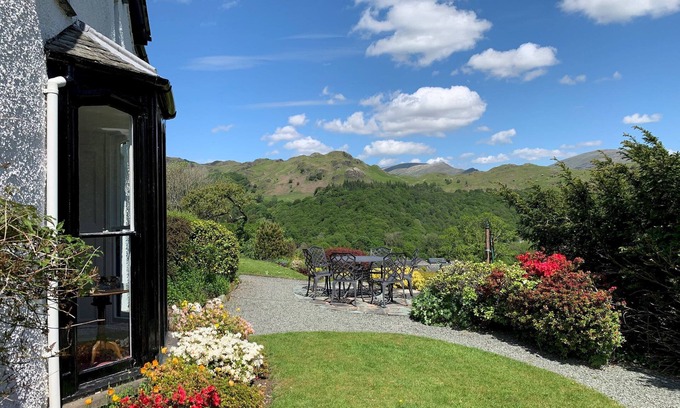 Ambleside House | Swallows House - Four Bedroom House, Sleeps 8