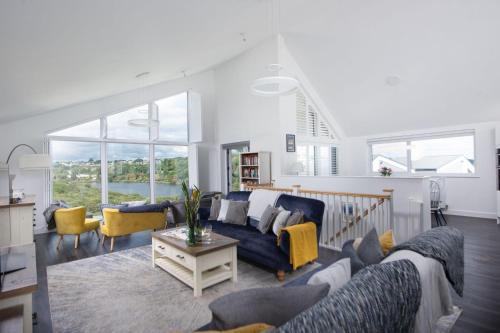 Maenporth House | Swanpool View