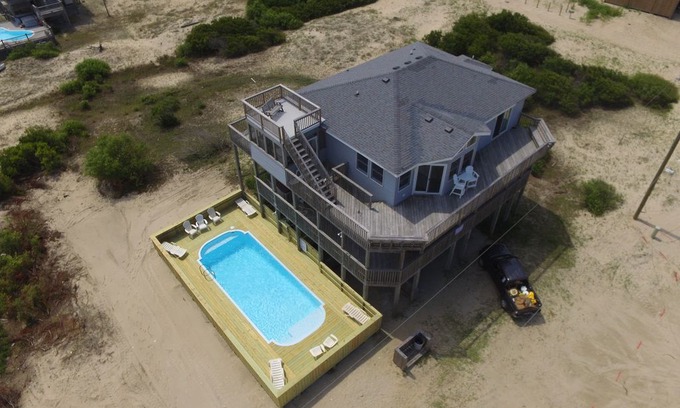 Carova Beach House | Swans A Swimming*NICE views*AUG 17 open* FREE Parking Passes*4x4