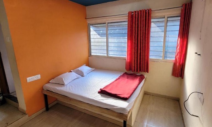 Kolhapur Hotel | Swapnpurti yatri niwas