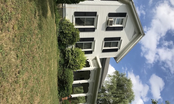 Ithaca House | Sweet Home Farmhouse