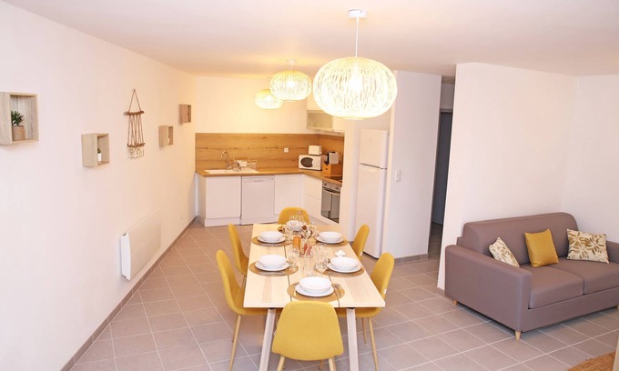Eauze Apartment | #Sweet Moments By Eauz'Homes - WiFi-Netflix