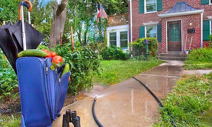 Wheaton House | Sweet, Suite Garden Retreat