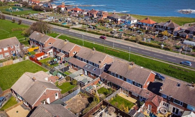 Seaton Sluice House | Sweet William With sea Views and 5 Minute Walk to the Beach