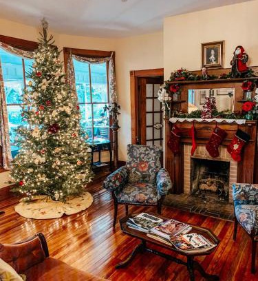 Gainesville Hotel | Sweetwater Branch Inn